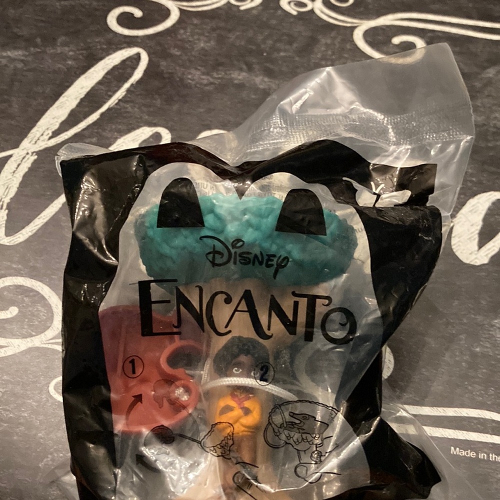 Fun little game / toy from Encanto